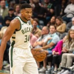 Giannis Antetokounmpo definido para estreia no Heat quinta-feira