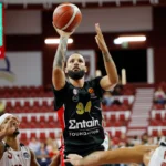 Evan Fournier critica rivalidade tóxica Olympiacos-Panathinaikos
